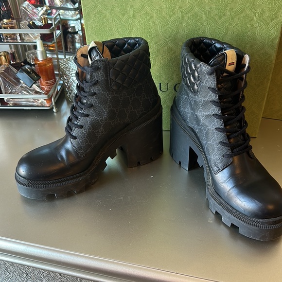 Gucci GG Platform Boots - 39 - Picture 5 of 9